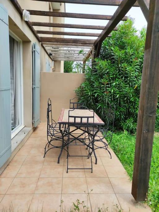 Saint-Saturnin-lès-Avignon La Provencale 아파트 외부 사진